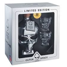 Outerspace Vodka Chrome Limited Edition con 2 bicchieri da shot